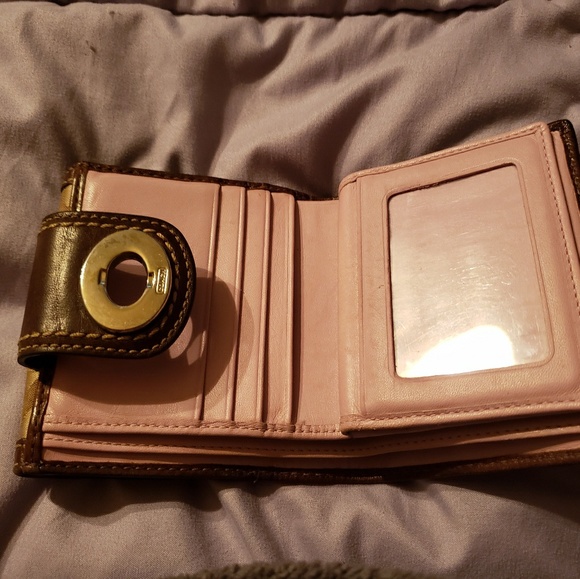 Coach Wallet - Picture 1 of 2